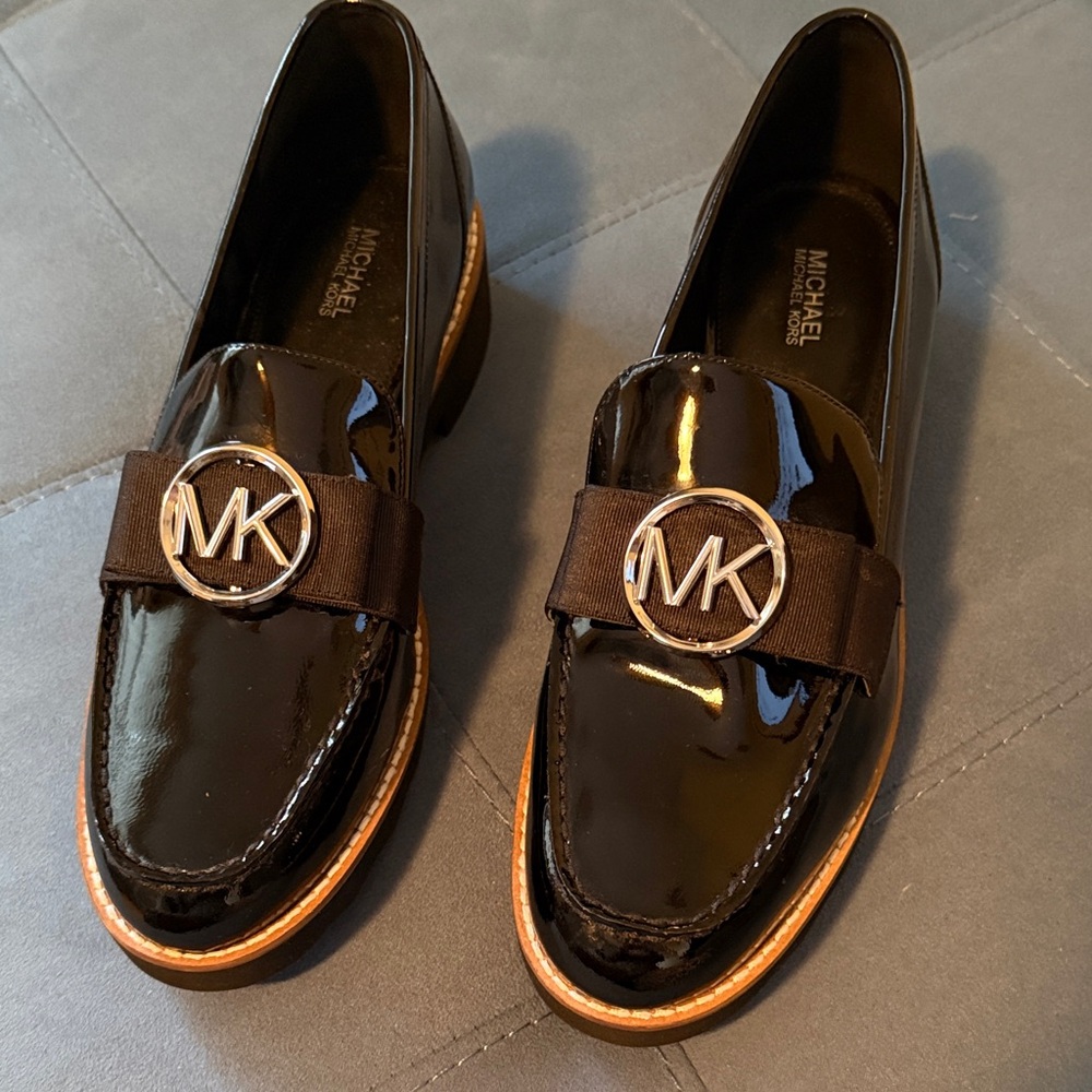 Michael Kors Black Shoe Slip On Flats with Logo NEW!!!!Size 9